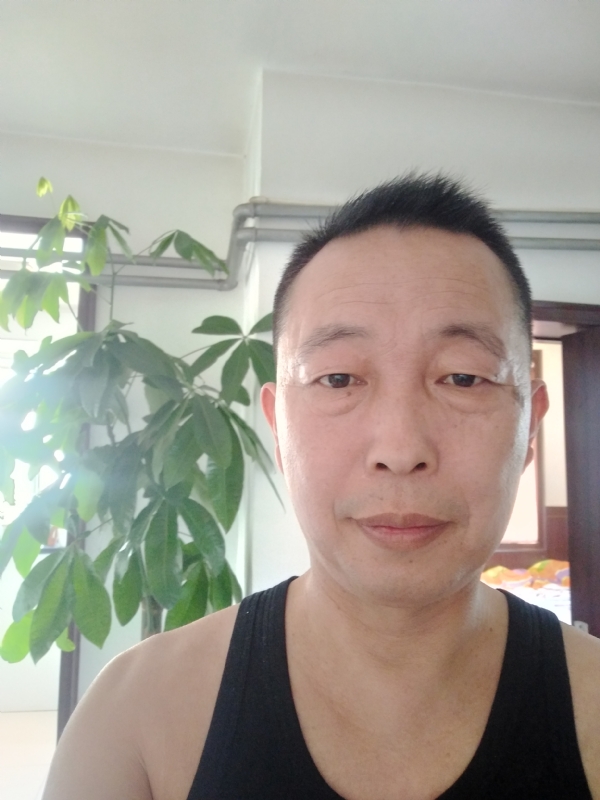 简单快乐百姓网的第一张照片--龙岩相亲服务中心