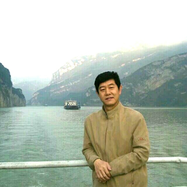 优秀善良178/72的第一张照片--龙岩相亲服务中心