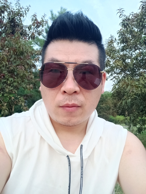 等风来的第二张照片--龙岩相亲服务中心