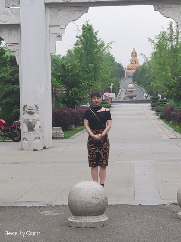 魏沐阳子的第三张照片--龙岩相亲服务中心
