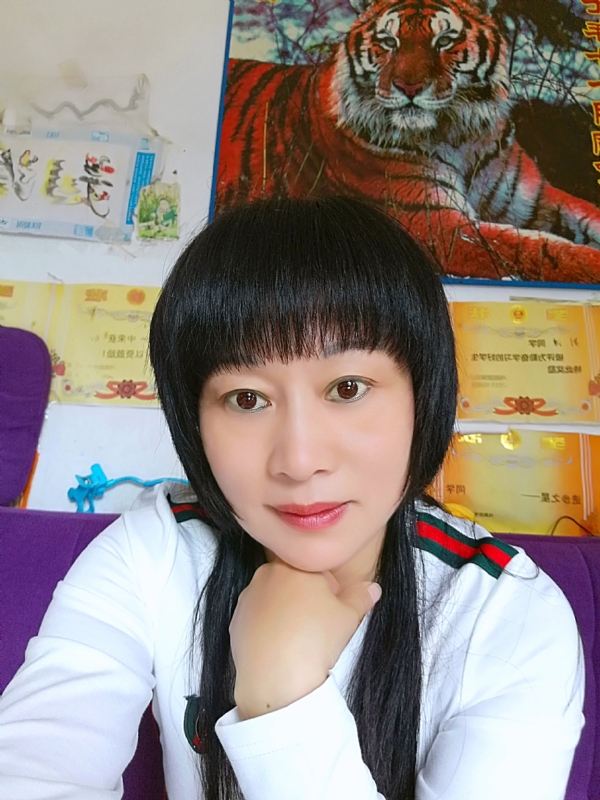 金鱼儿的第二张照片--龙岩相亲服务中心
