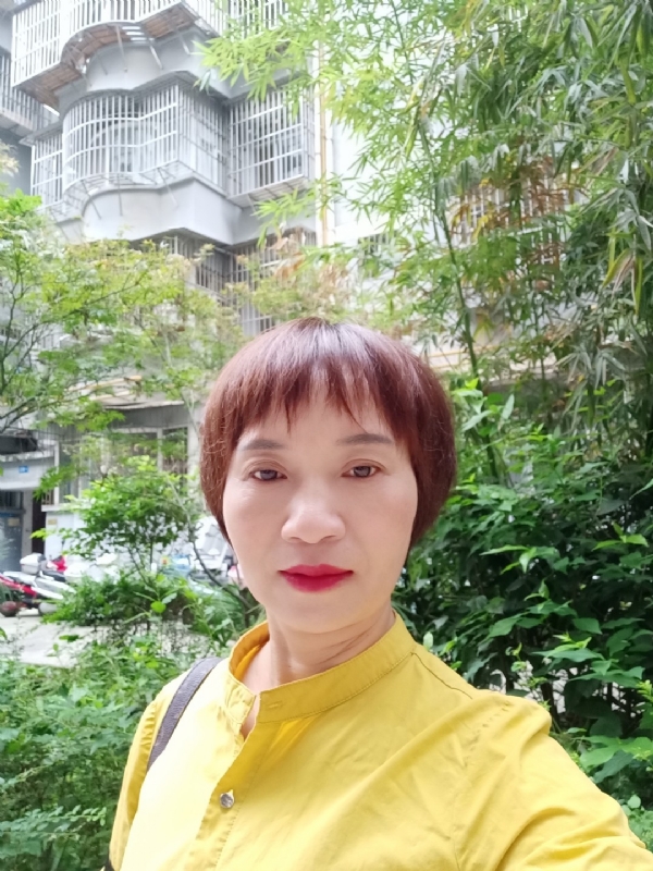 小瓶子的第二张照片--龙岩相亲服务中心