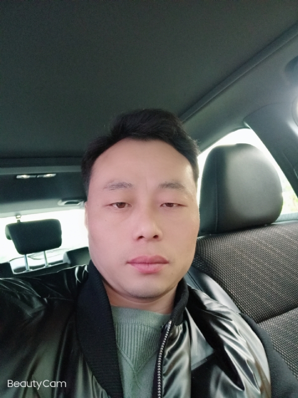 放飞的羊的第一张照片--龙岩相亲服务中心