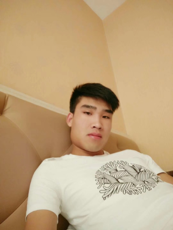 谁不曾孤单上路的第二张照片--龙岩相亲服务中心