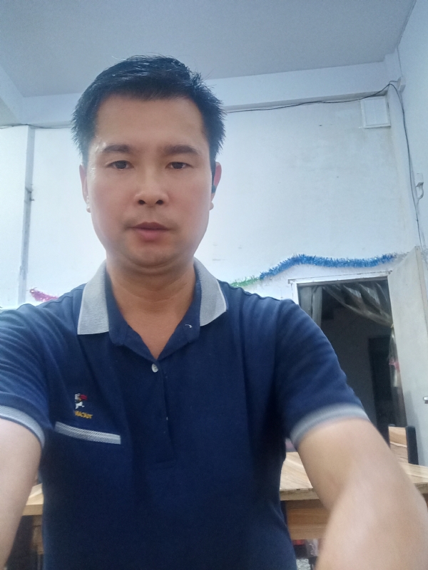 我是自强不息的第一张照片--龙岩相亲服务中心