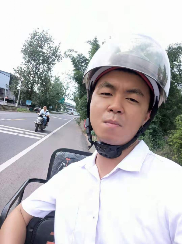 紧张死了的第一张照片--龙岩相亲服务中心