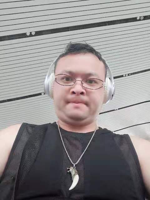 醉叶孤城的第一张照片--龙岩相亲服务中心