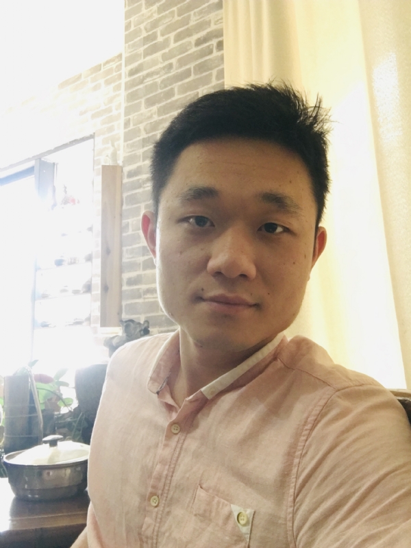 落落大方的第二张照片--龙岩相亲服务中心