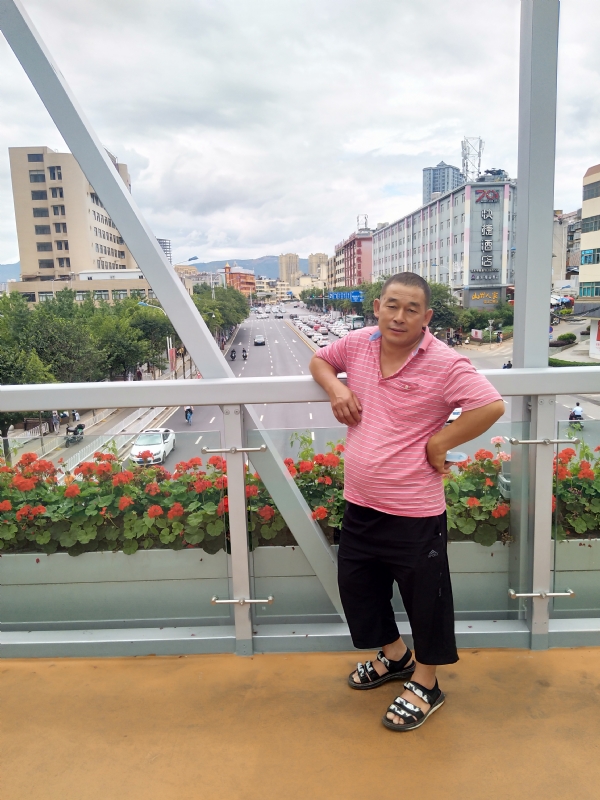 真诚的第一张照片--龙岩相亲服务中心