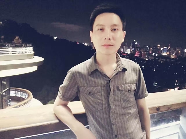 幕秋的第一张照片--龙岩相亲服务中心
