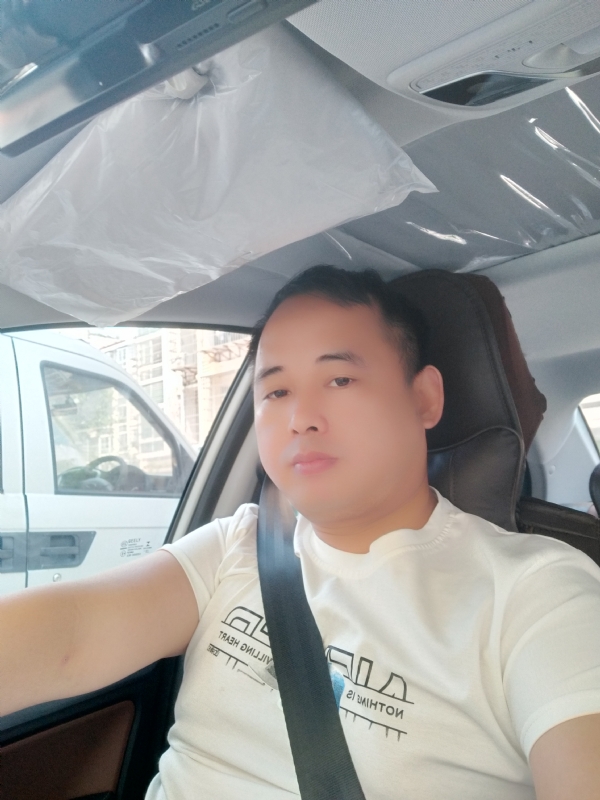 有你就好的第三张照片--龙岩相亲服务中心