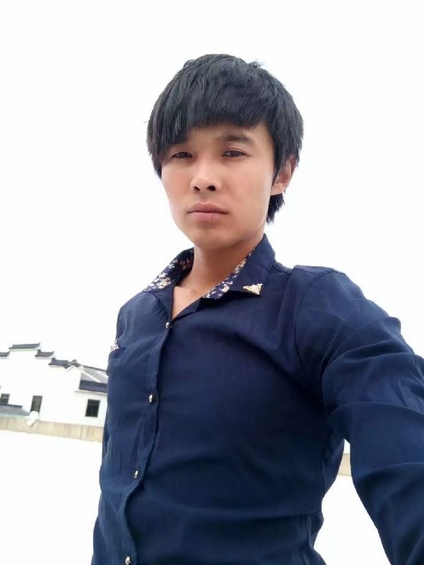 庸人自扰的第一张照片--龙岩相亲服务中心