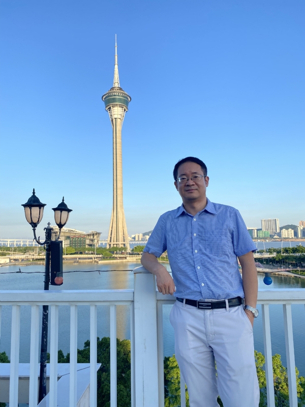 Yangyi的第三张照片--龙岩相亲服务中心