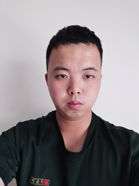 明月天涯的第一张照片--龙岩相亲服务中心