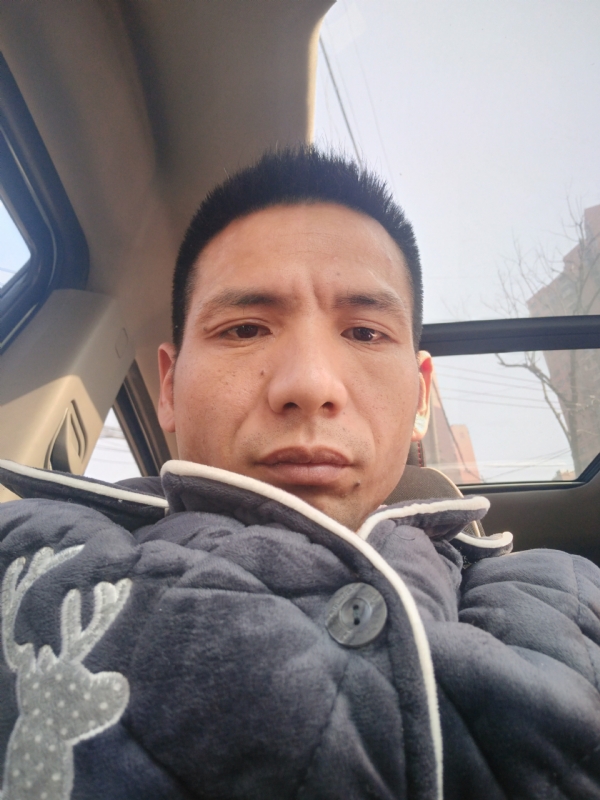 青春不长在的第一张照片--龙岩相亲服务中心