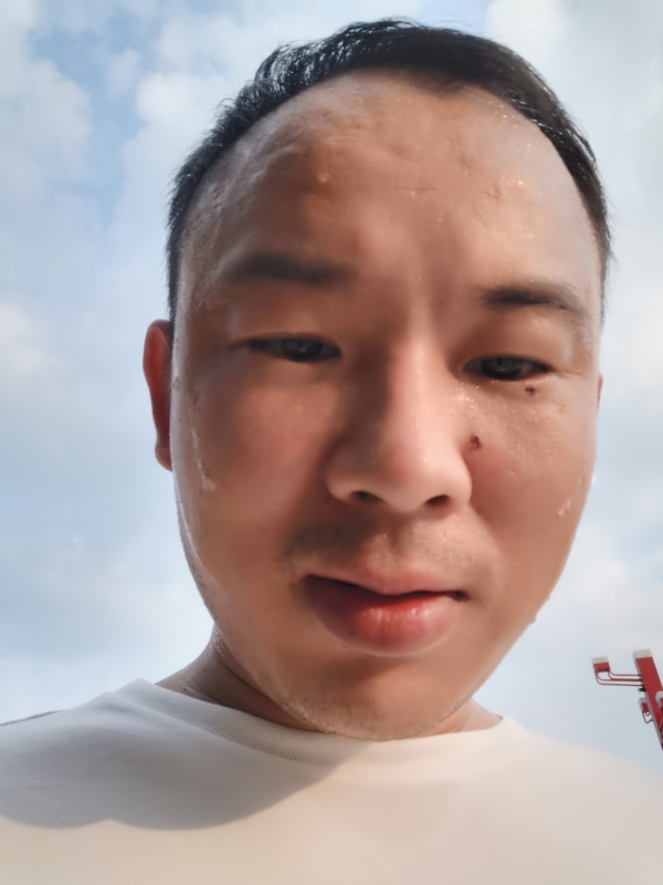 唐老鸭的第一张照片--龙岩相亲服务中心