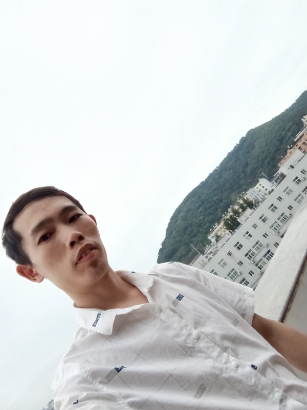 会飞的鱼的第一张照片--龙岩相亲服务中心