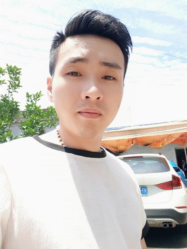 人间烟火的第一张照片--龙岩相亲服务中心