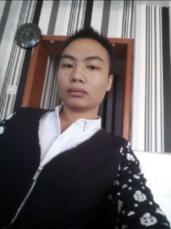 阿龙的第一张照片--龙岩相亲服务中心