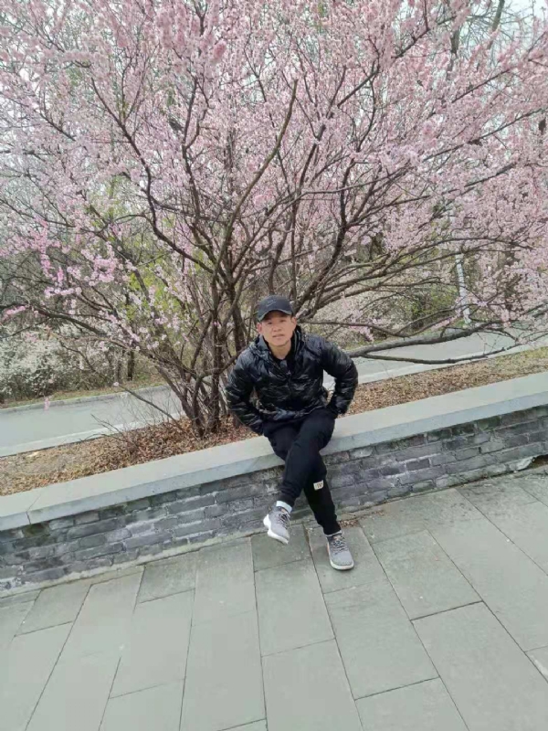 寻找幸福的第一张照片--龙岩相亲服务中心