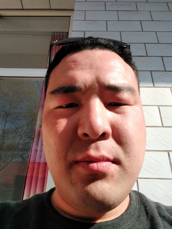 一羽垂天的第三张照片--龙岩相亲服务中心