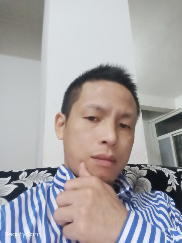 风雨40的第一张照片--龙岩相亲服务中心