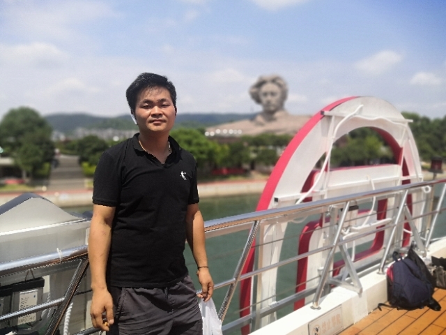 龙的传人的第一张照片--龙岩相亲服务中心