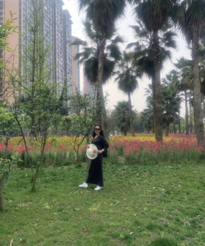 粉墨登场的第一张照片--龙岩相亲服务中心