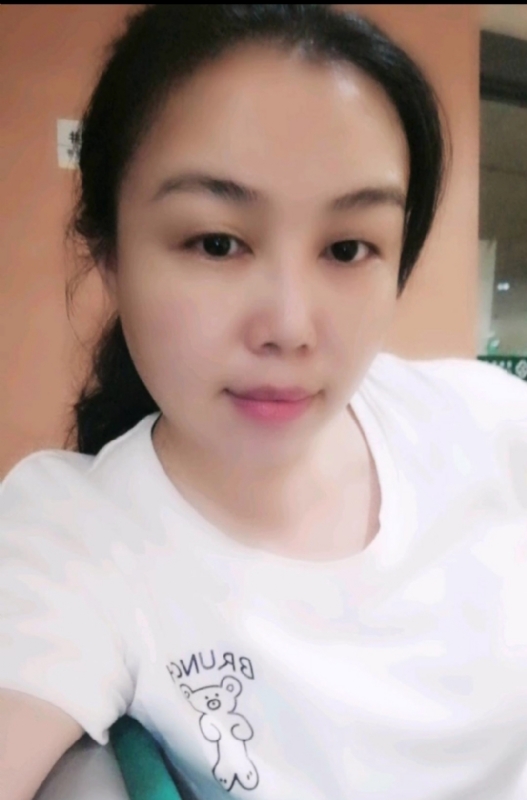 淡淡的云的第二张照片--龙岩相亲服务中心