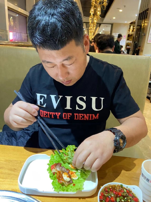 砒霜的第一张照片--龙岩相亲服务中心