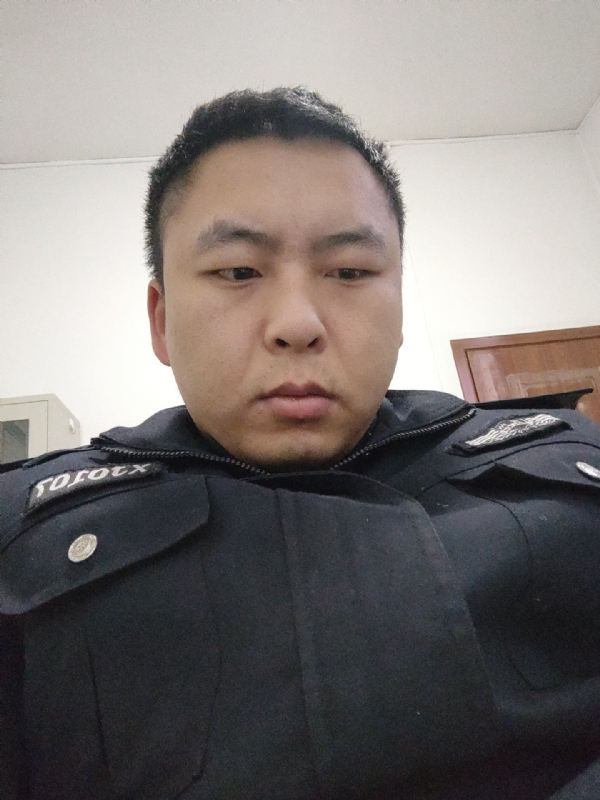 好纠结的第二张照片--龙岩相亲服务中心