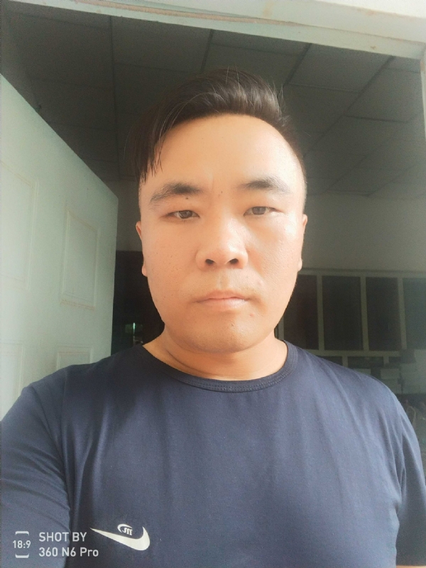云的第一张照片--龙岩相亲服务中心
