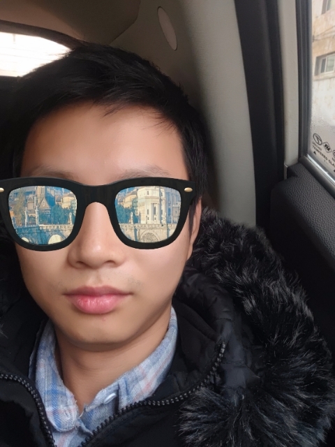 请问揉揉头的第一张照片--龙岩相亲服务中心