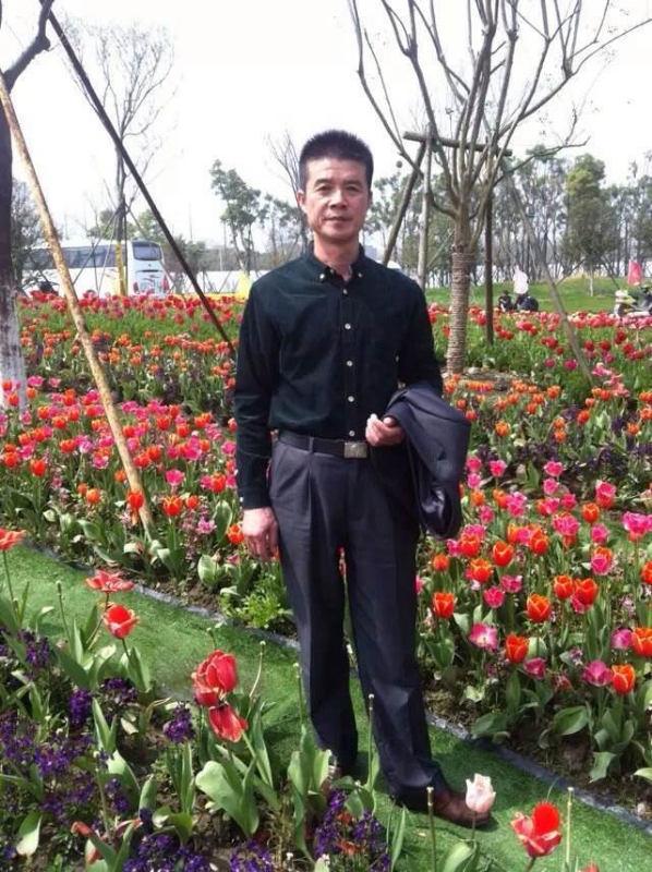 蓝天的第一张照片--龙岩相亲服务中心