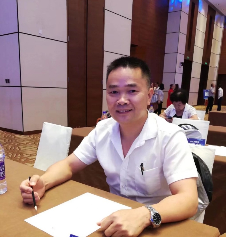温馨港湾只差一个你的第一张照片--龙岩相亲服务中心
