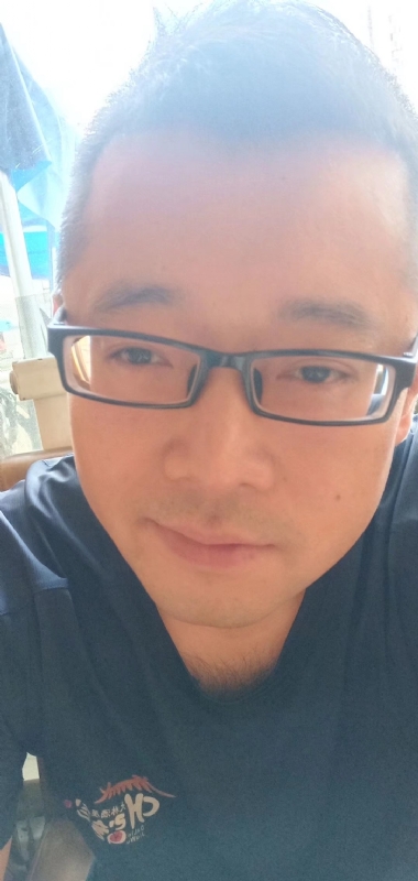 雅痞的第一张照片--龙岩相亲服务中心