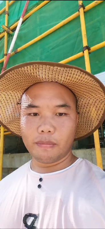 把岁月写入茶色的第一张照片--龙岩相亲服务中心