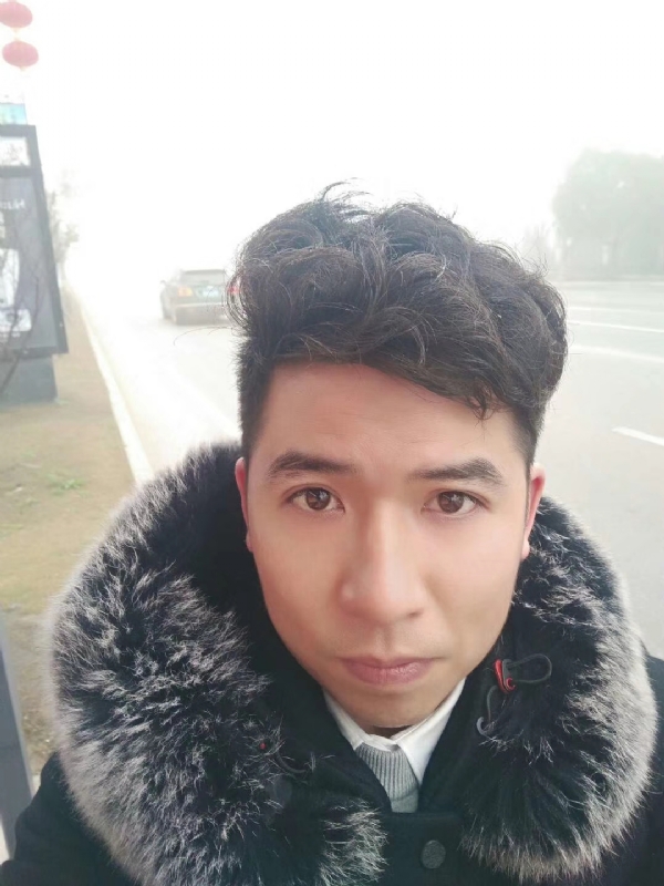 开心快乐每一天的第一张照片--龙岩相亲服务中心