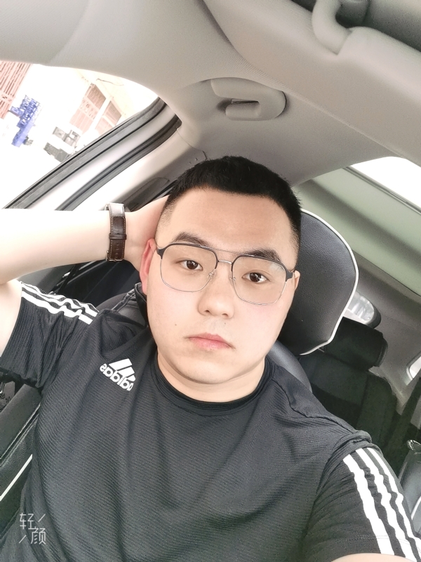 海阔天空的第一张照片--龙岩相亲服务中心