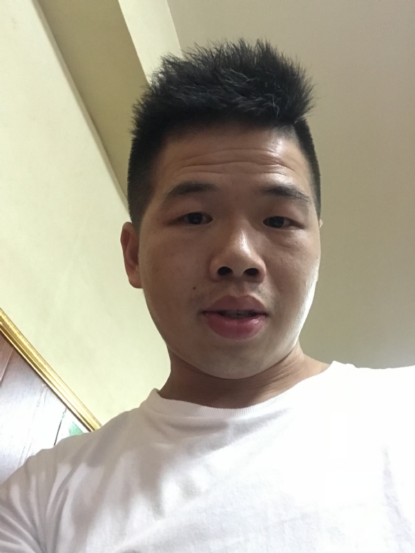 爱请简单点的第一张照片--龙岩相亲服务中心