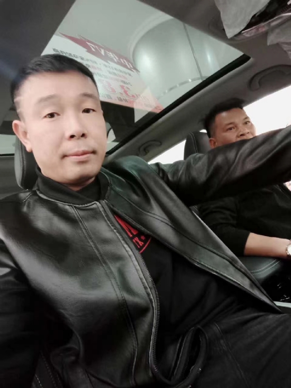 醉红尘的第一张照片--龙岩相亲服务中心