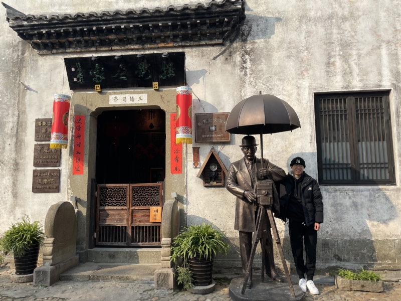 喝可乐的猫的第一张照片--龙岩相亲服务中心