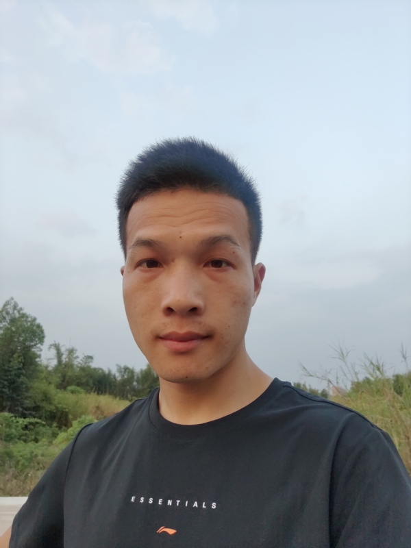 大龙的第一张照片--龙岩相亲服务中心