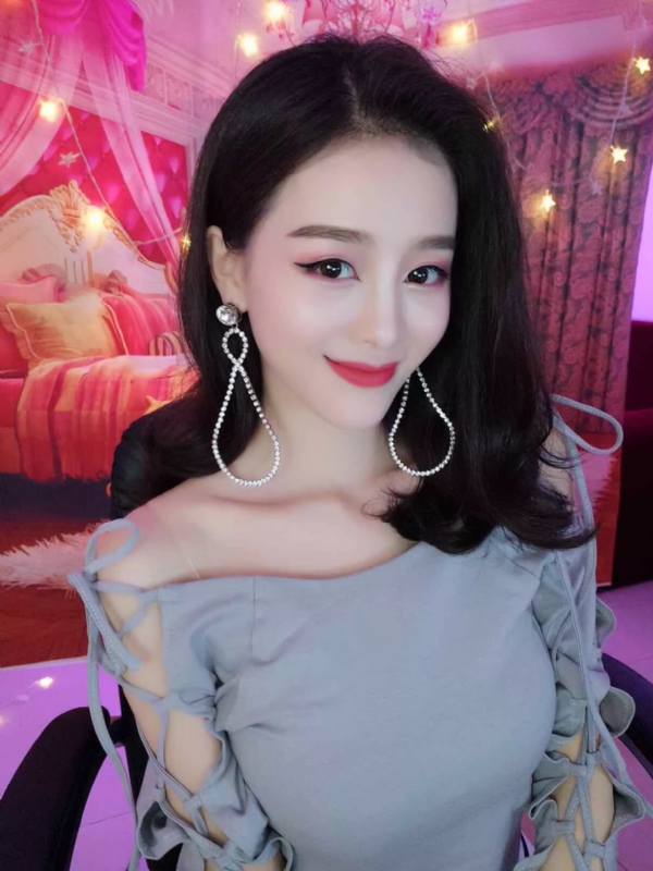 Cici的第三张照片--龙岩相亲服务中心