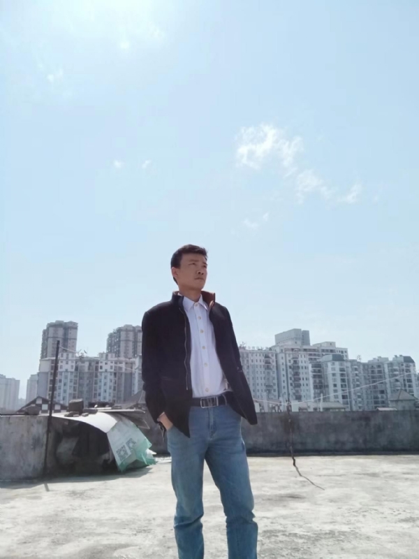 蓝色心情的第一张照片--龙岩相亲服务中心
