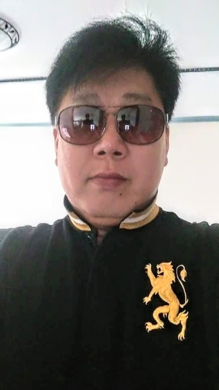 含笑半步癲的第一张照片--龙岩相亲服务中心