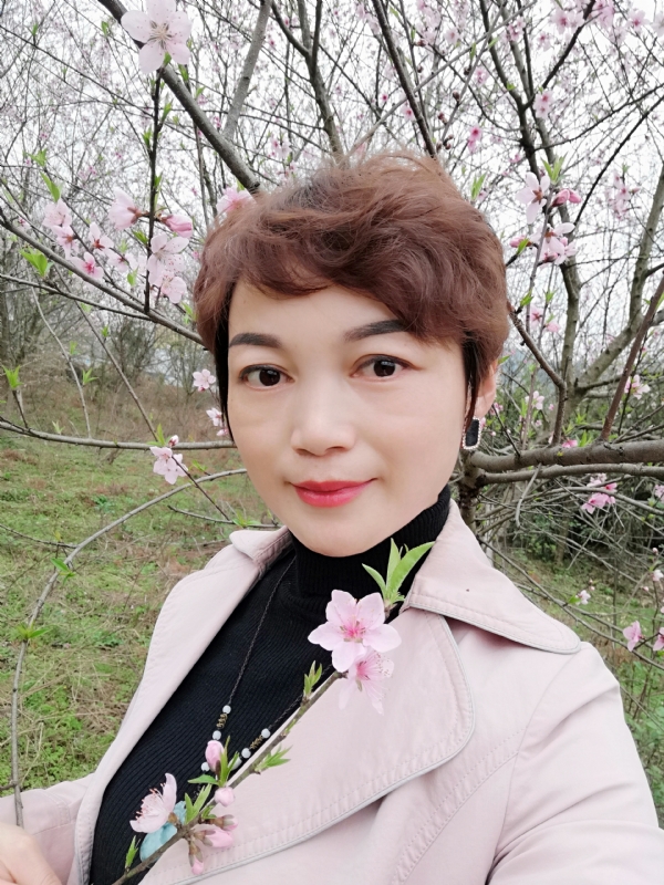 转角遇到你的第二张照片--龙岩相亲服务中心