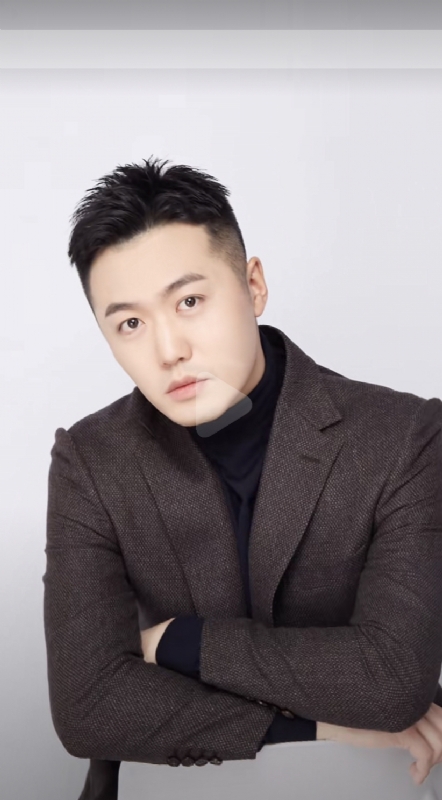 杨天枭的第一张照片--龙岩相亲服务中心