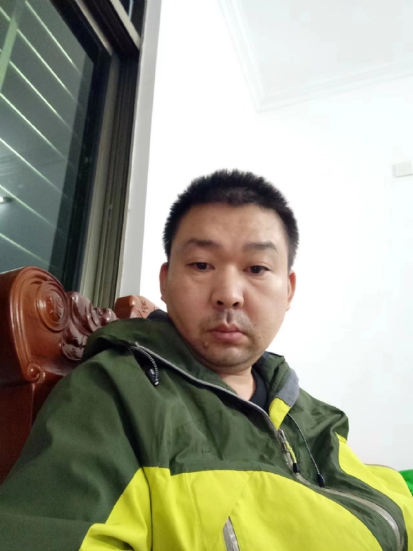 阿汤的第一张照片--龙岩相亲服务中心