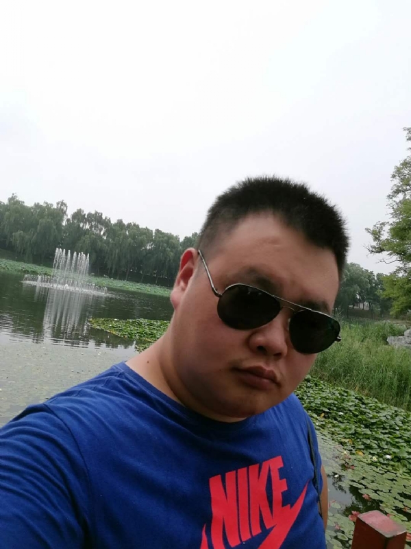 石头的第一张照片--龙岩相亲服务中心
